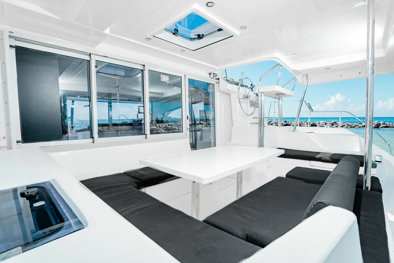 Private yacht charter in Playa del Carmen