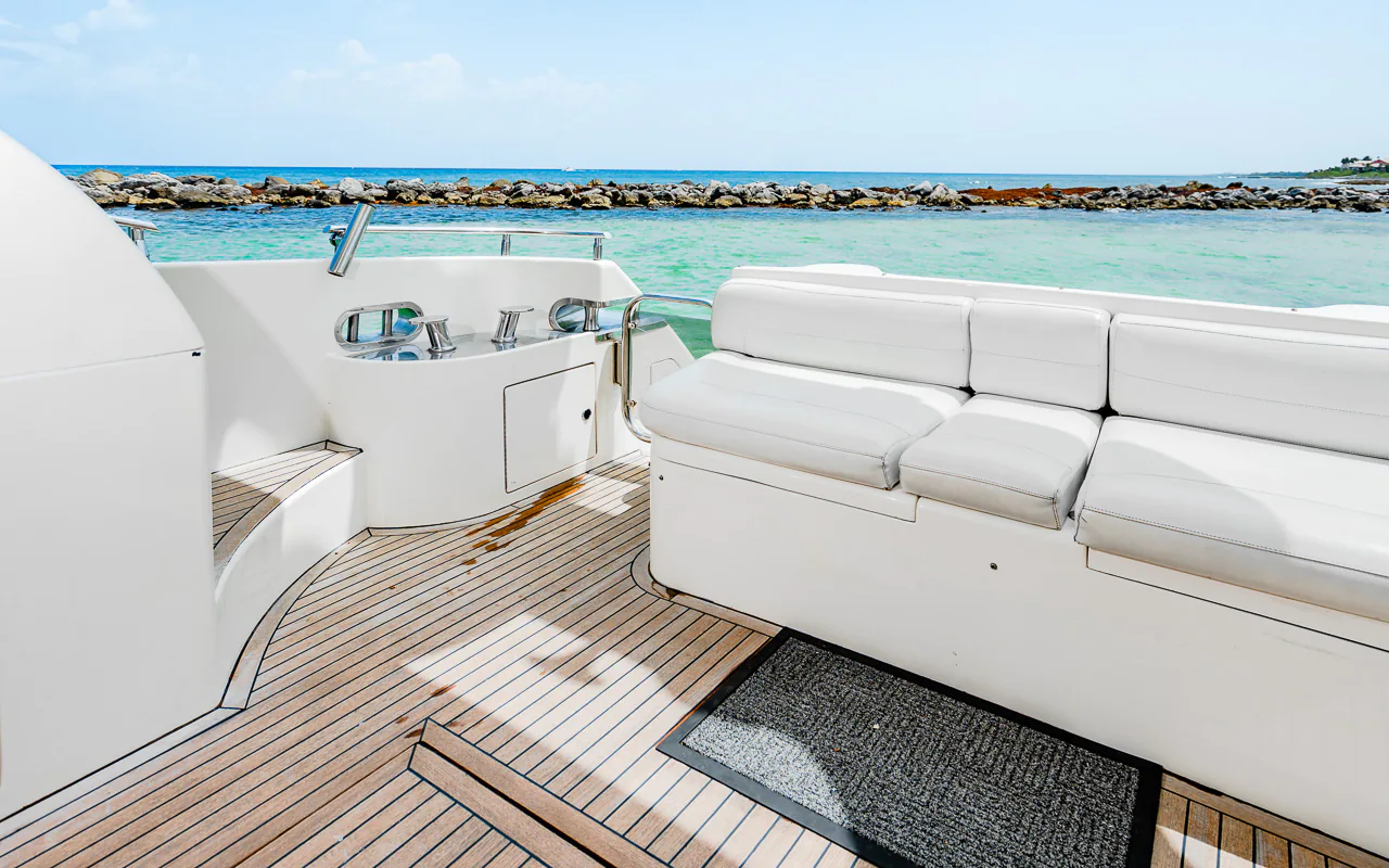 Private yacht bachelorette tour in Tulum